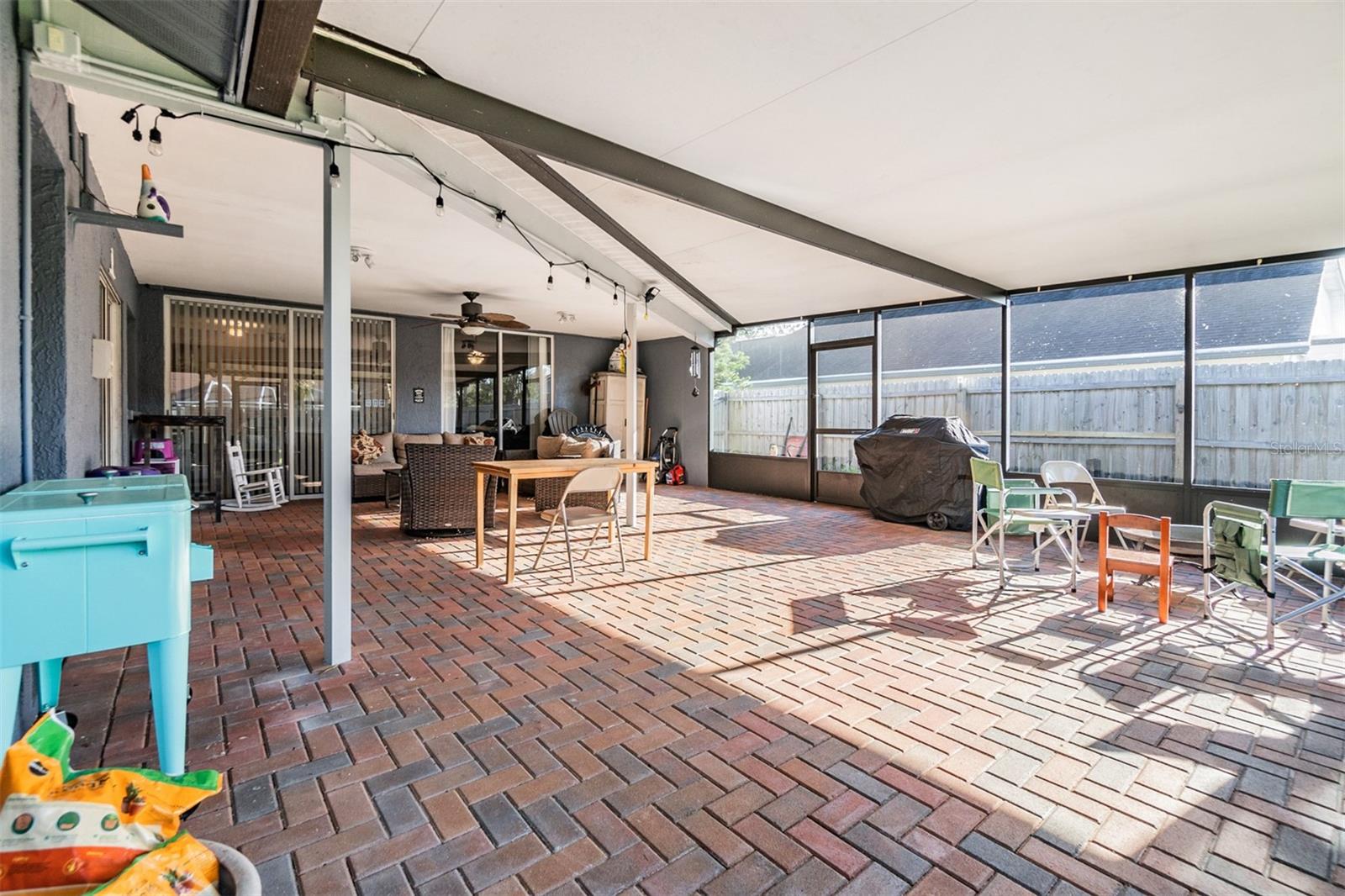 8706 CHARMING KNOLL CT