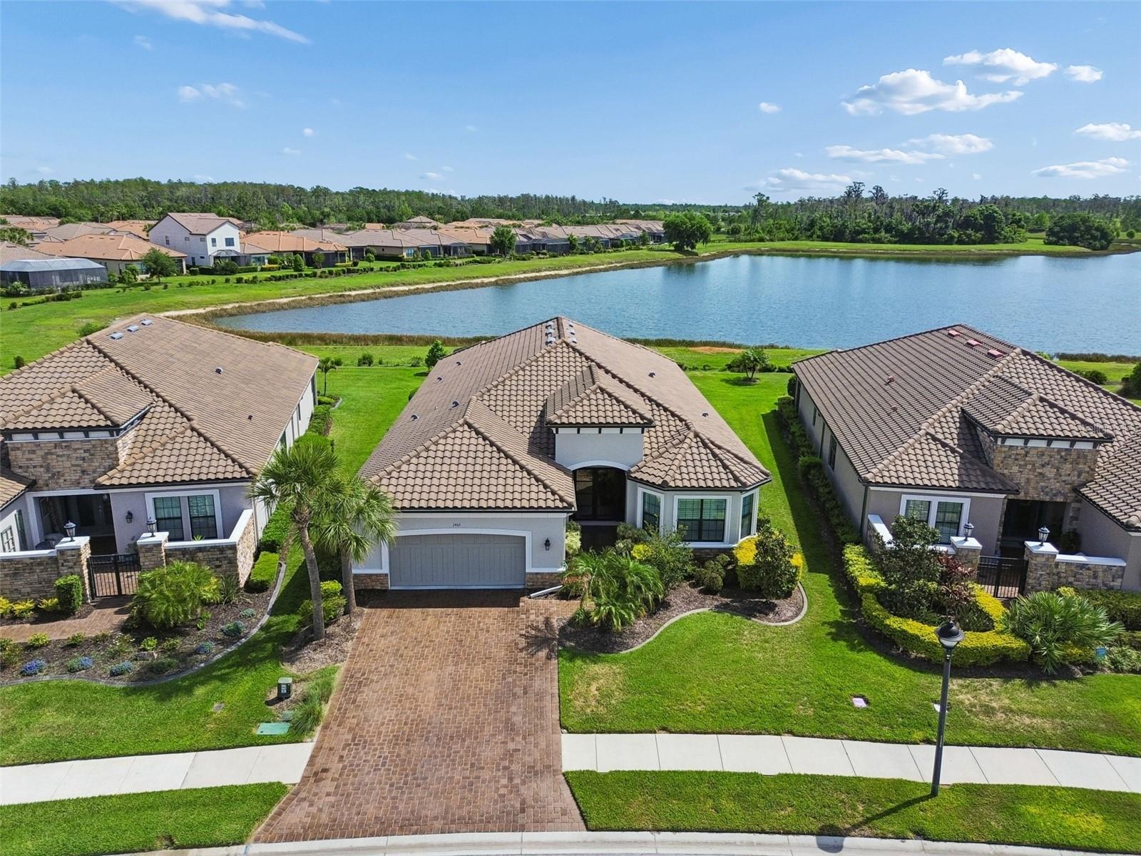 3462 FORSYTHIA DR