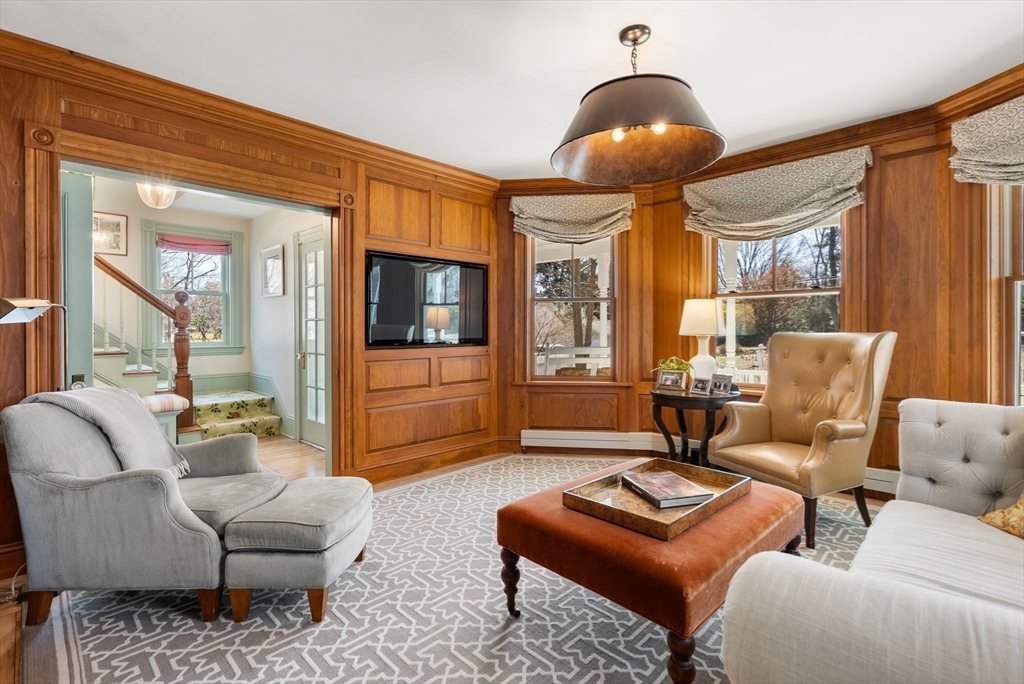 9 Maple Road