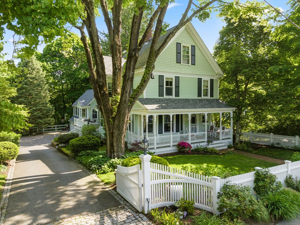 9 Maple Road