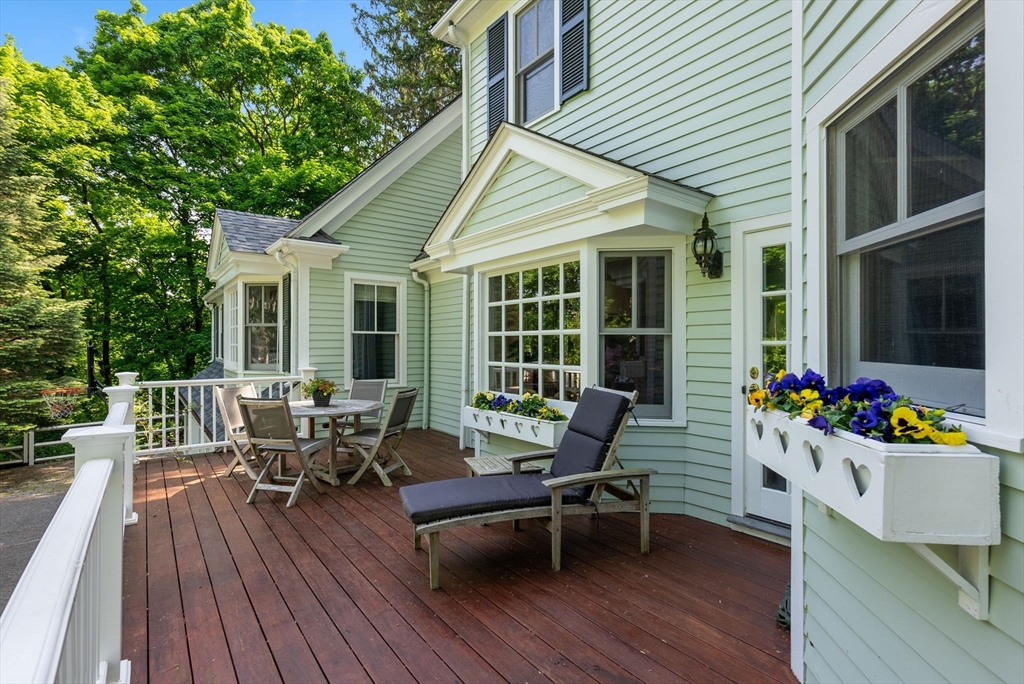 9 Maple Road