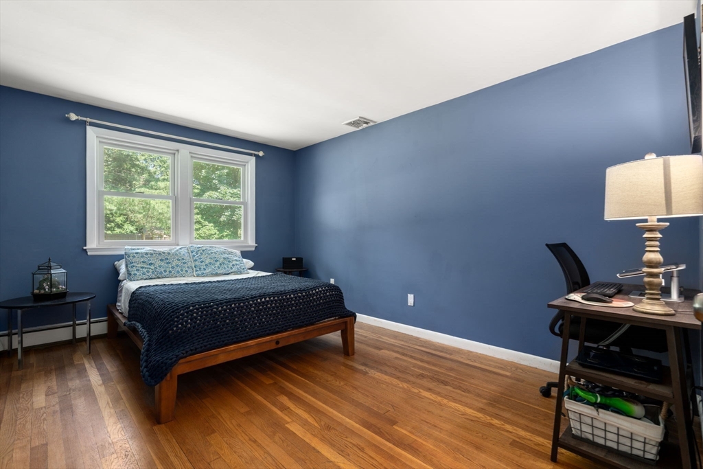 335 Conant Rd