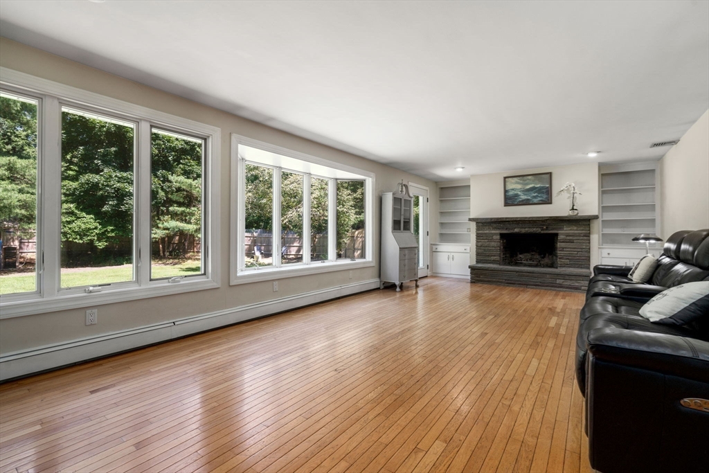 335 Conant Rd