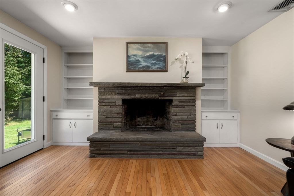 335 Conant Rd