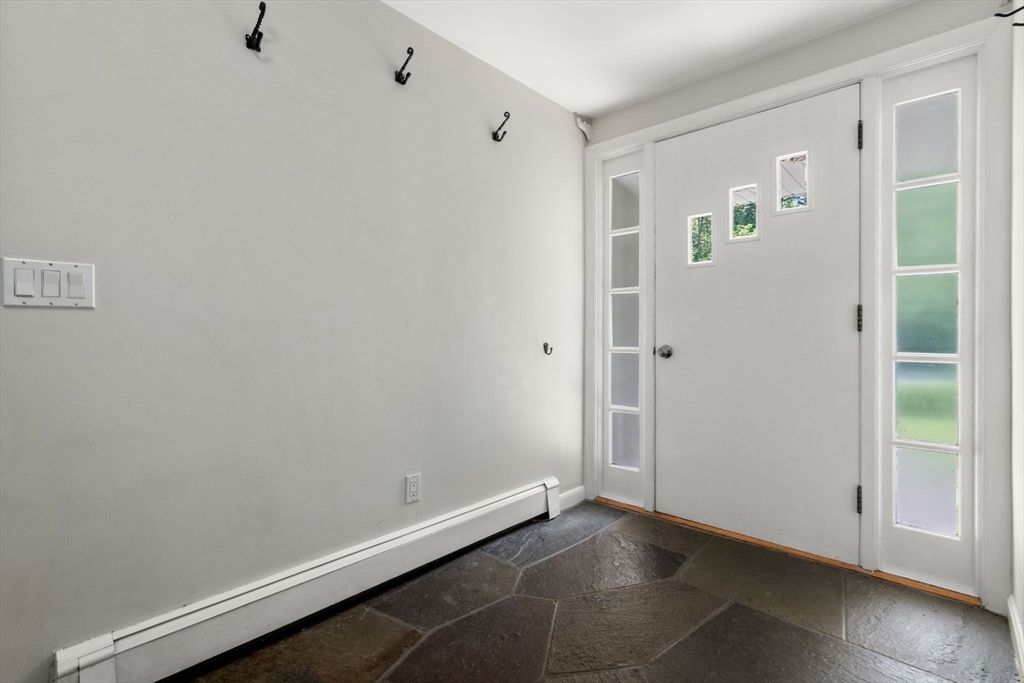 335 Conant Rd