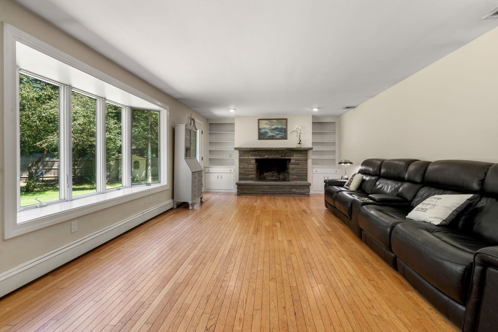 335 Conant Rd