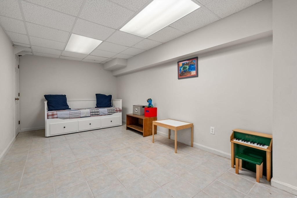 335 Conant Rd