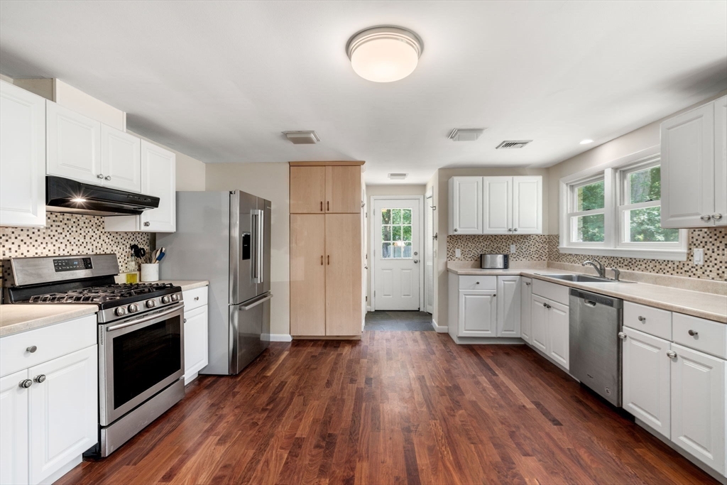 335 Conant Rd