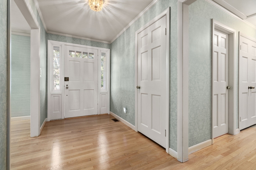 3 Mellen Lane