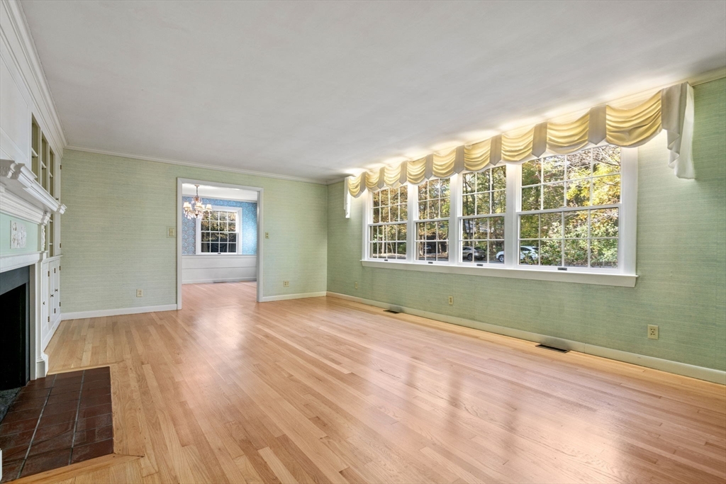3 Mellen Lane