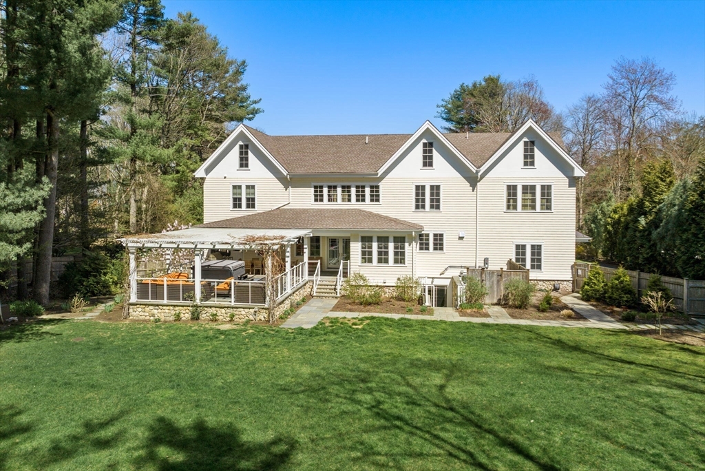 24 Oakdale Ave