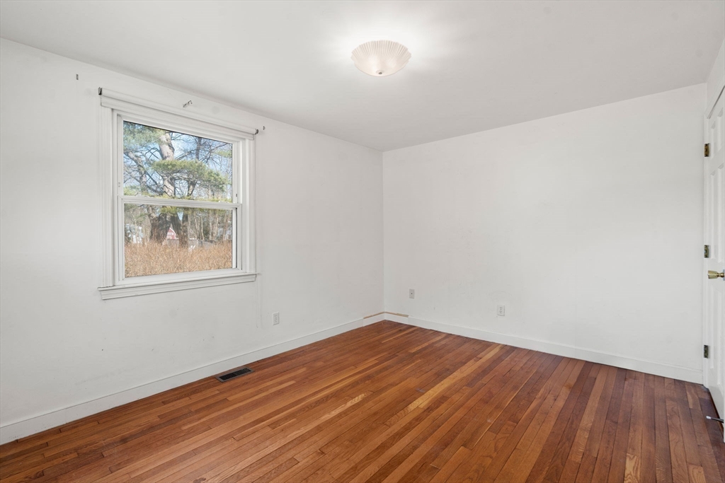 12 Morrill Drive