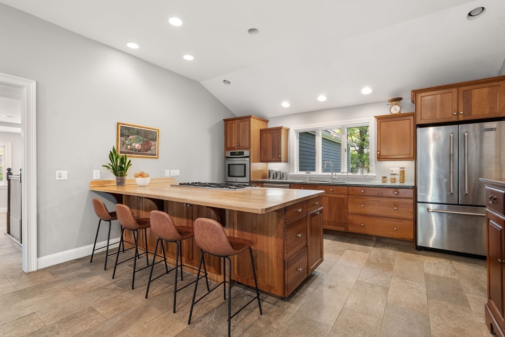 56 Arrowhead Rd
