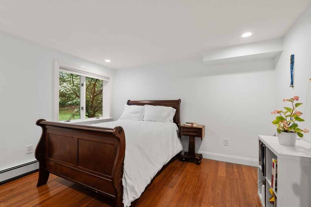 56 Arrowhead Rd