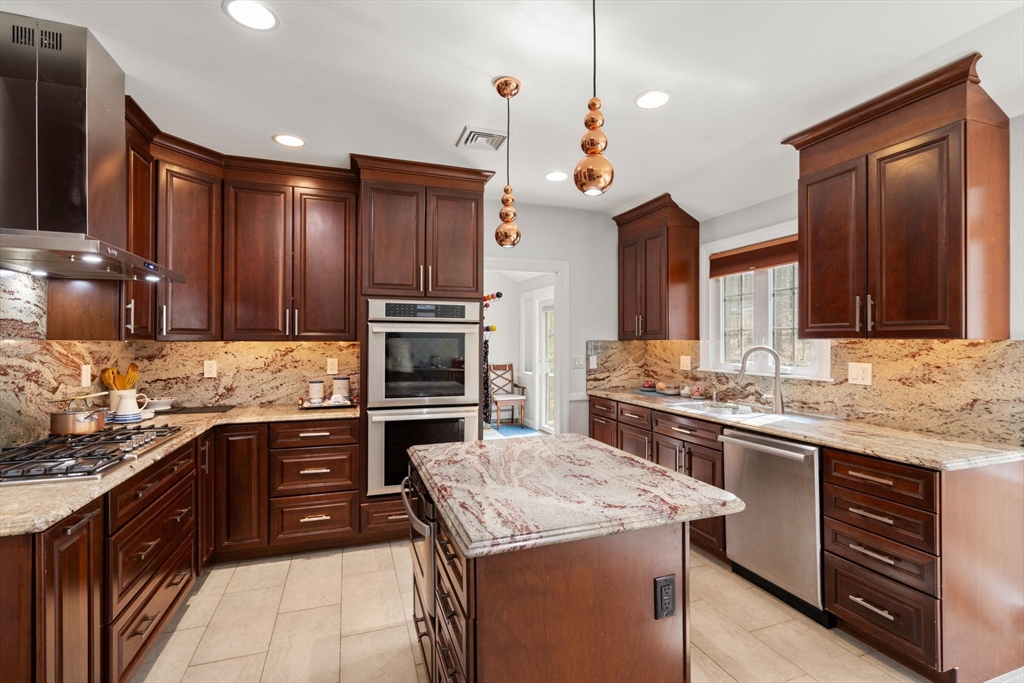 19 Bakers Hill Rd