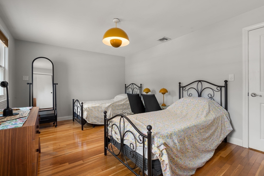 19 Bakers Hill Rd