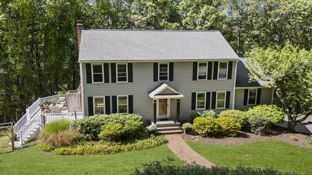 17 Smokey Hill Rd