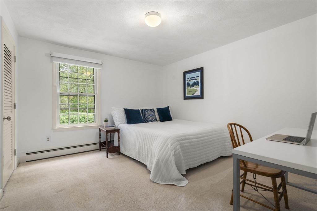 17 Smokey Hill Rd