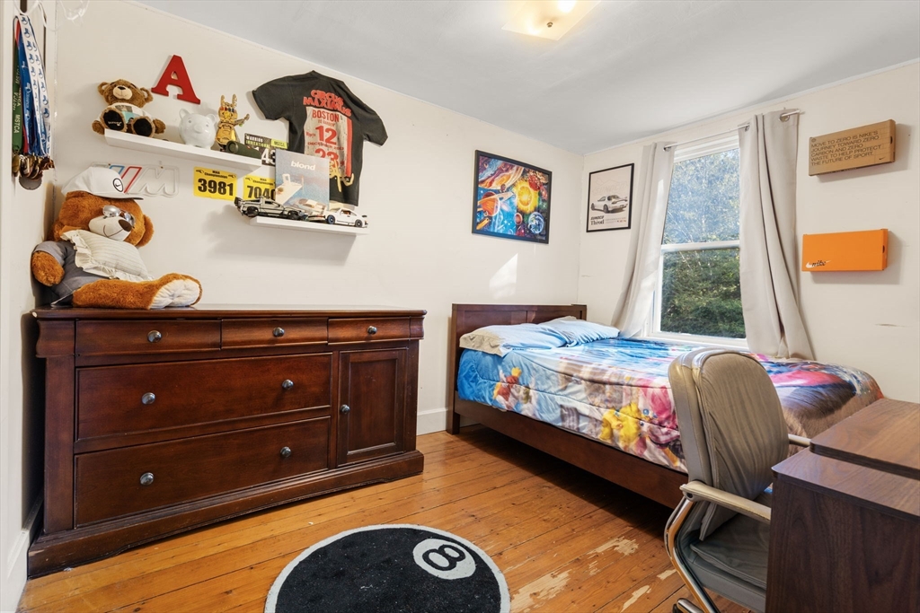 17 Lexington St # 17