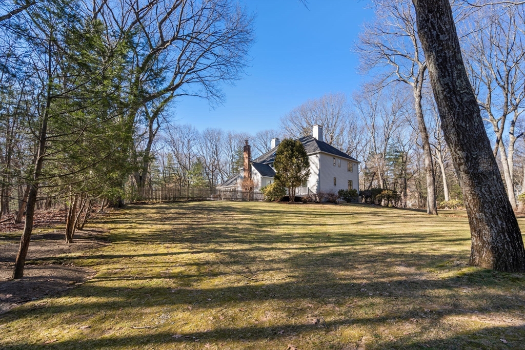 183 Kings Grant Rd