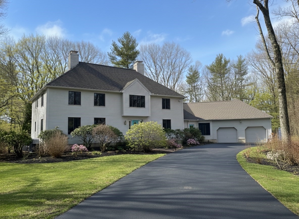 183 Kings Grant Rd
