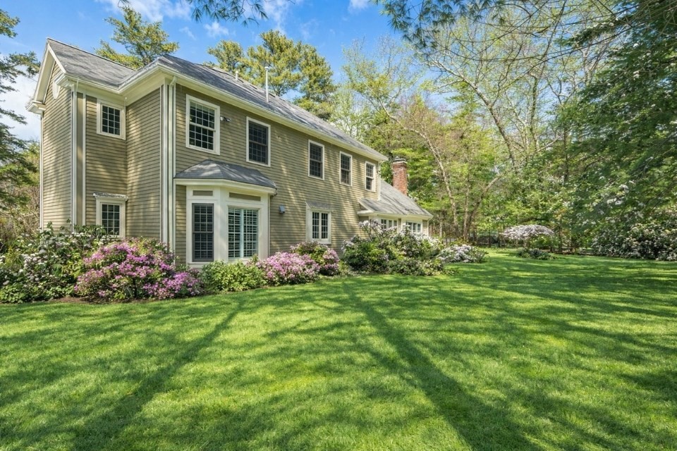 127 Glezen Lane