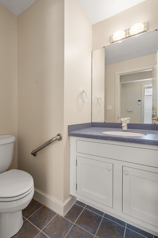 16 Livermore Lane # 16