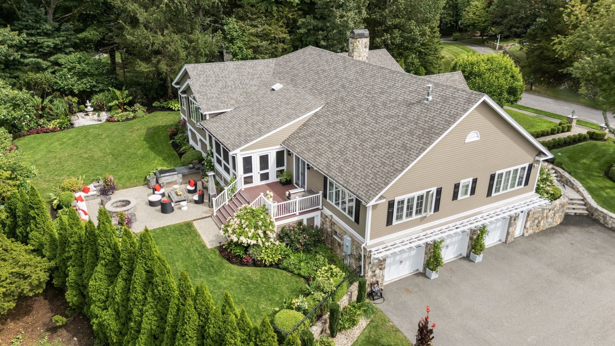 11 Hillcrest Road