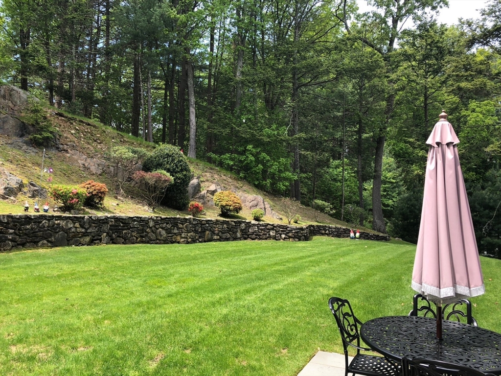 55 Forest Ridge Road