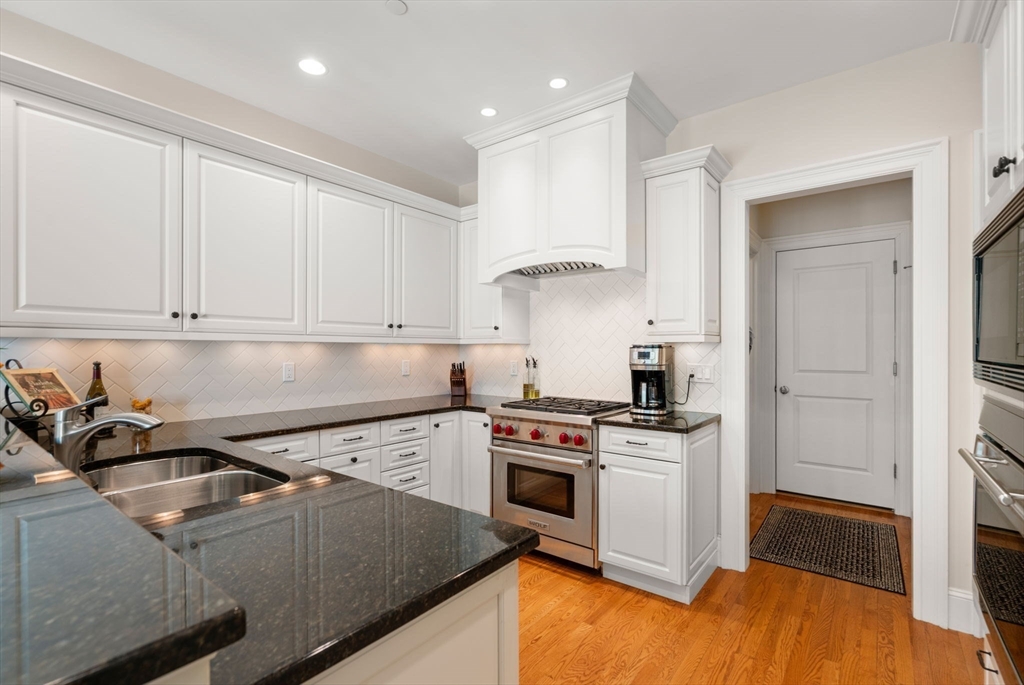 12 Fillmore Place # 12