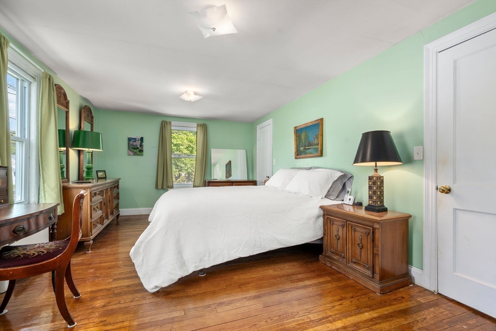 5 Olde Field Rd