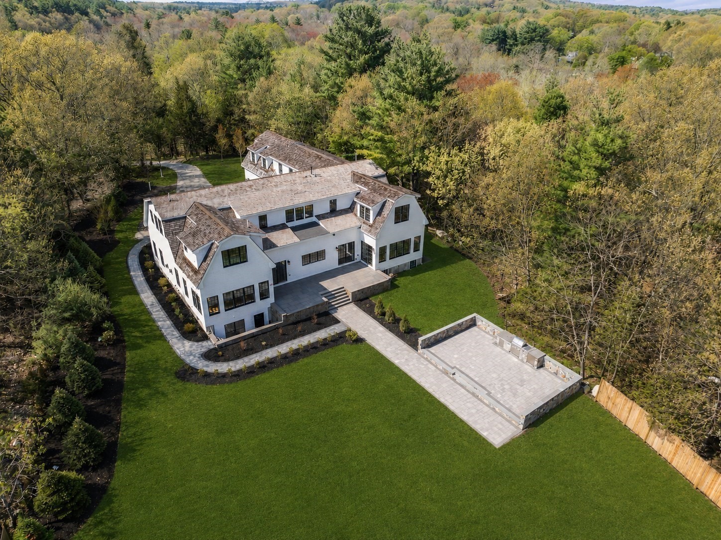 10 Hitching Post Lane
