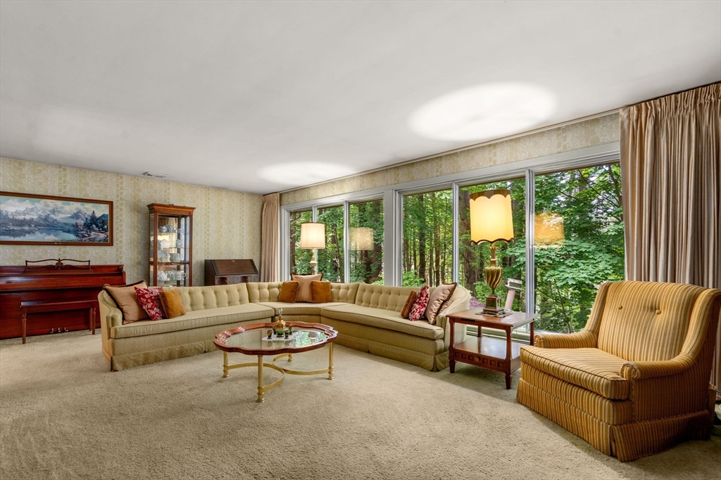 26 Arrowhead Rd