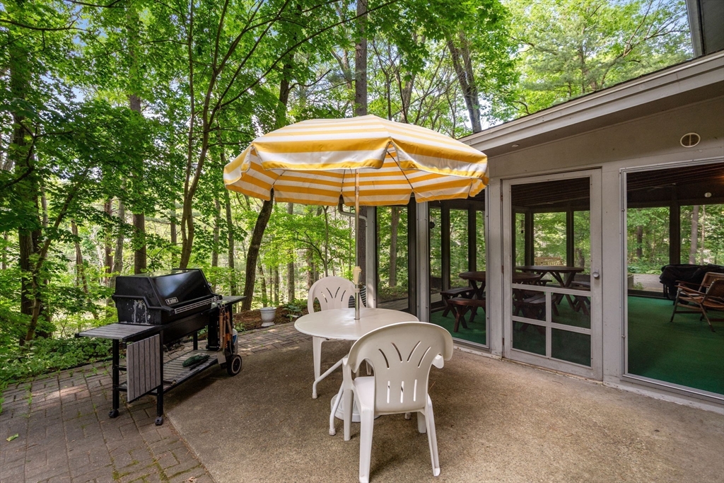 26 Arrowhead Rd