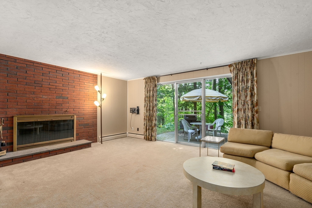 26 Arrowhead Rd