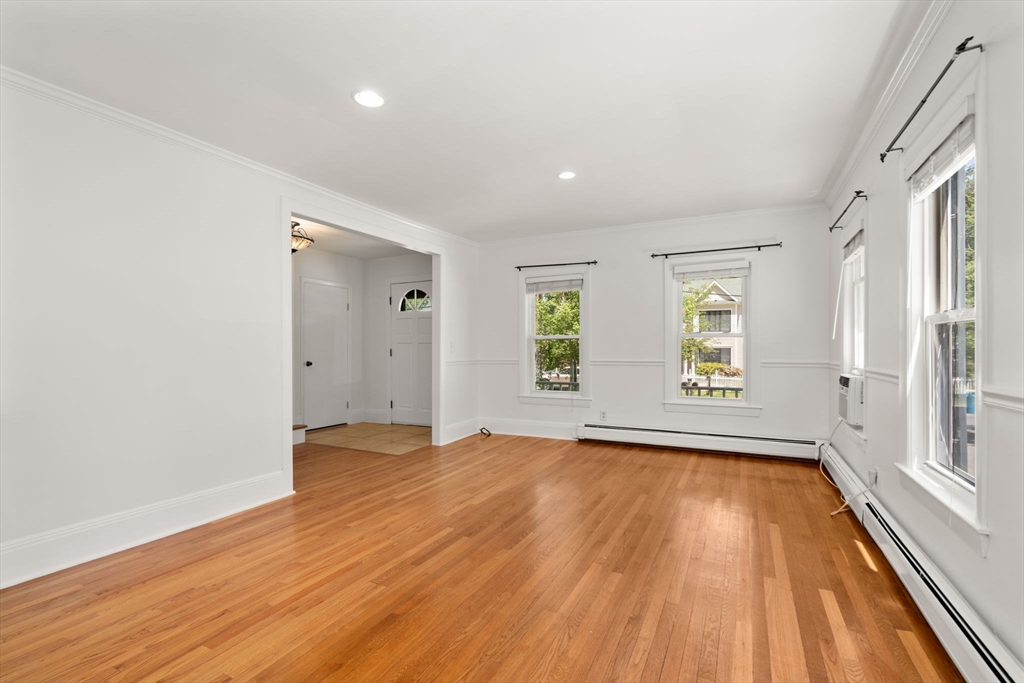 81 Brook Rd
