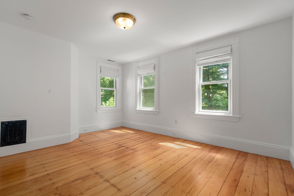 302 Concord Road