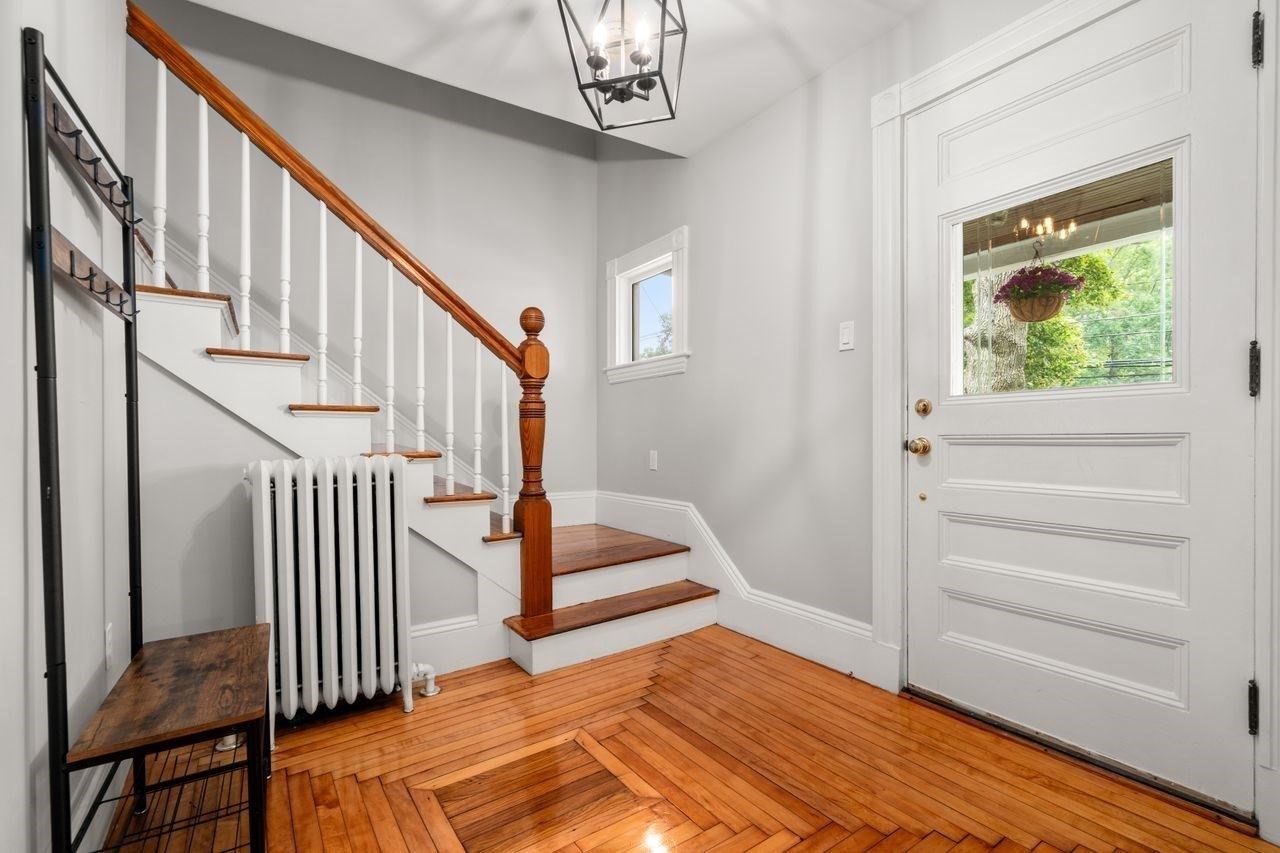 28 River Road