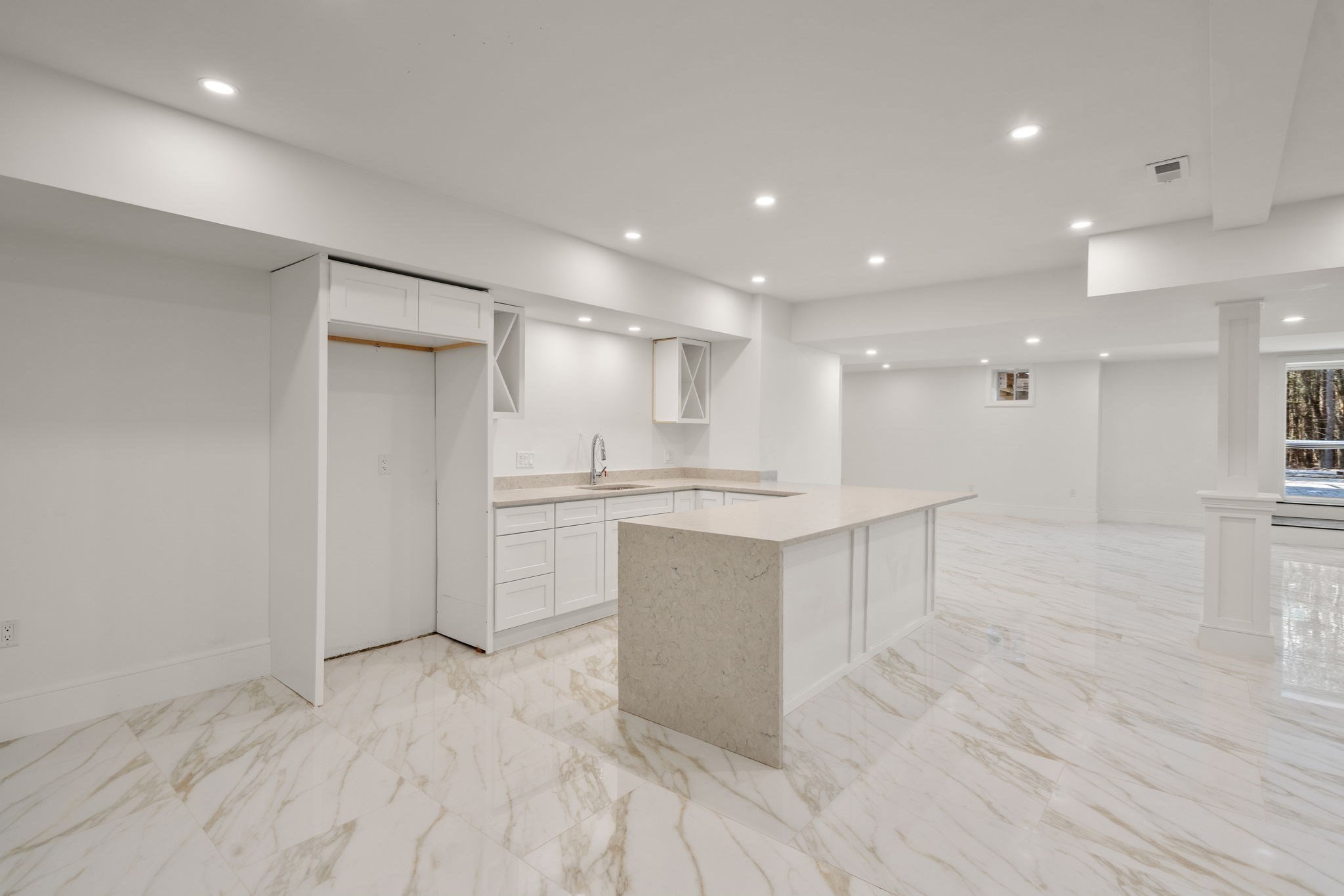 51 Plympton Rd
