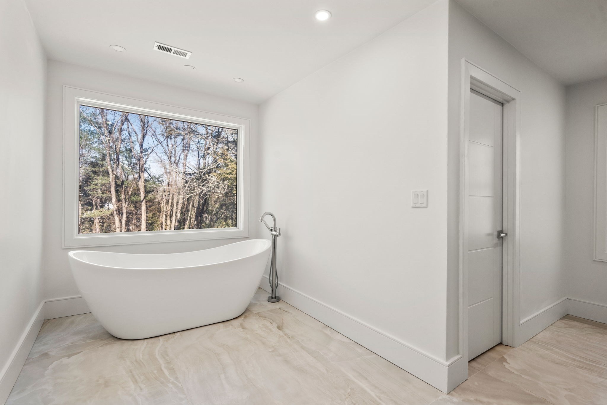 51 Plympton Rd
