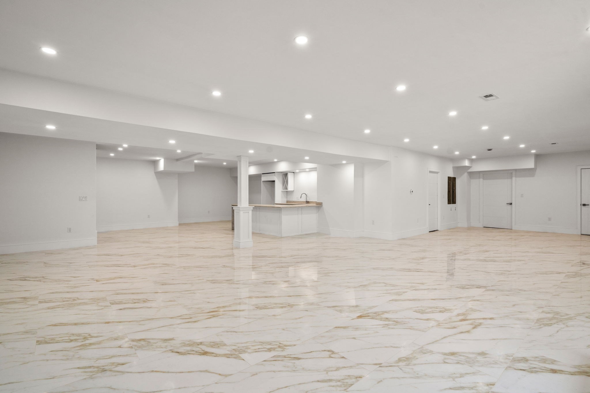 51 Plympton Rd