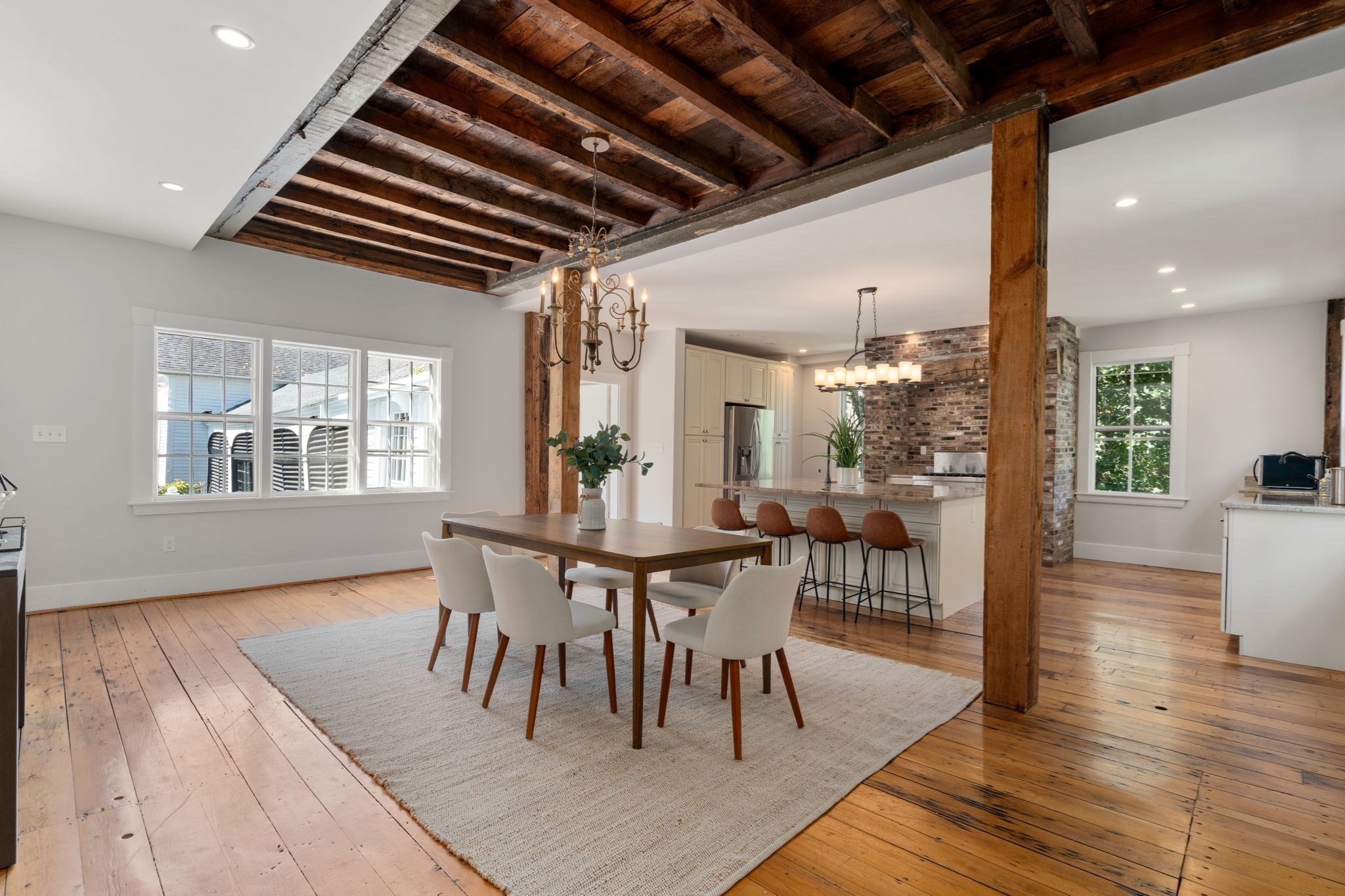 863 Boston Post Road