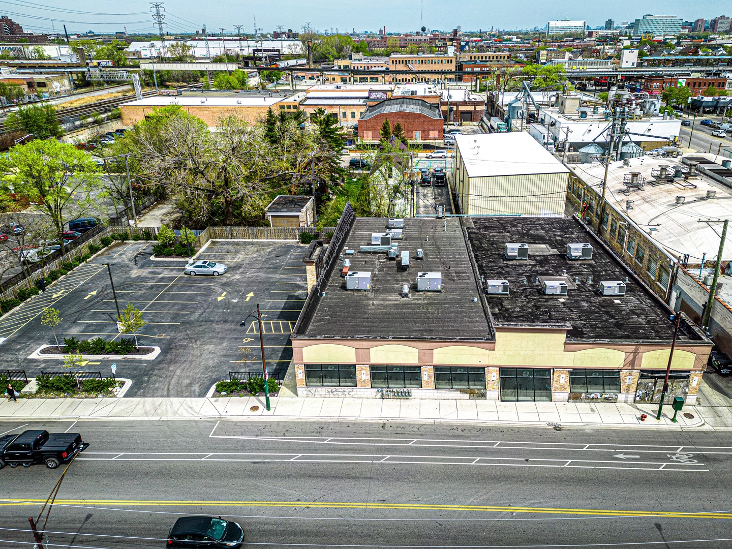 2418 W CERMAK Road Unit: A