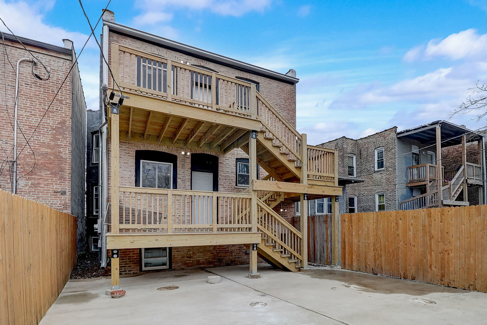 3930 W Lexington Street