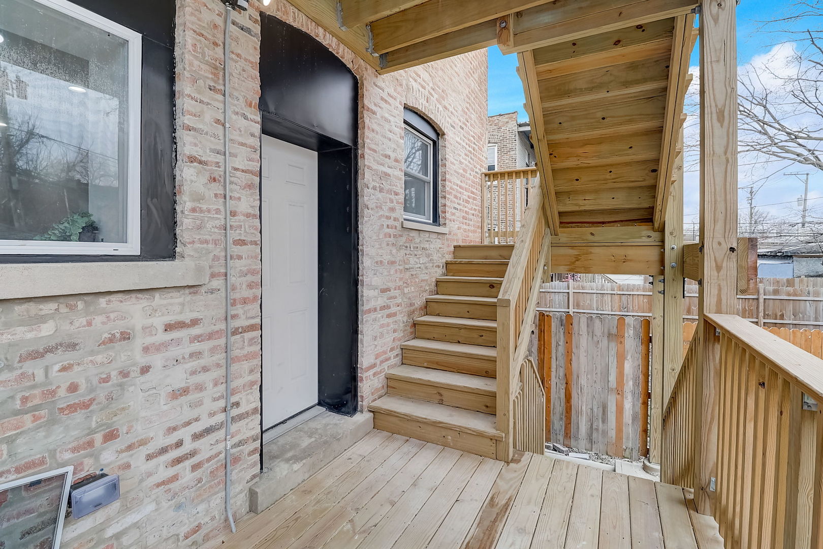 3930 W Lexington Street
