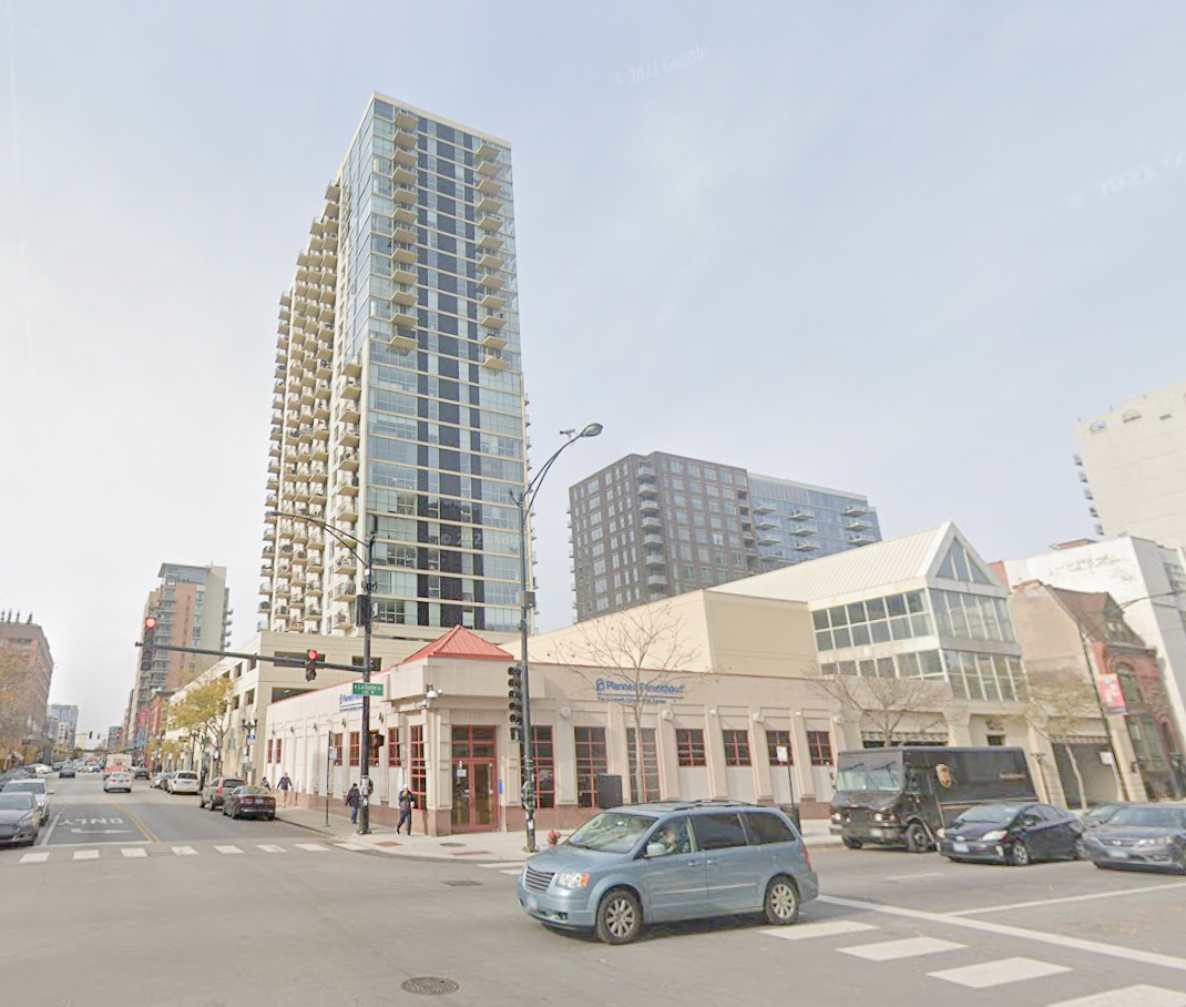1212 N LaSalle Street Unit: 1607