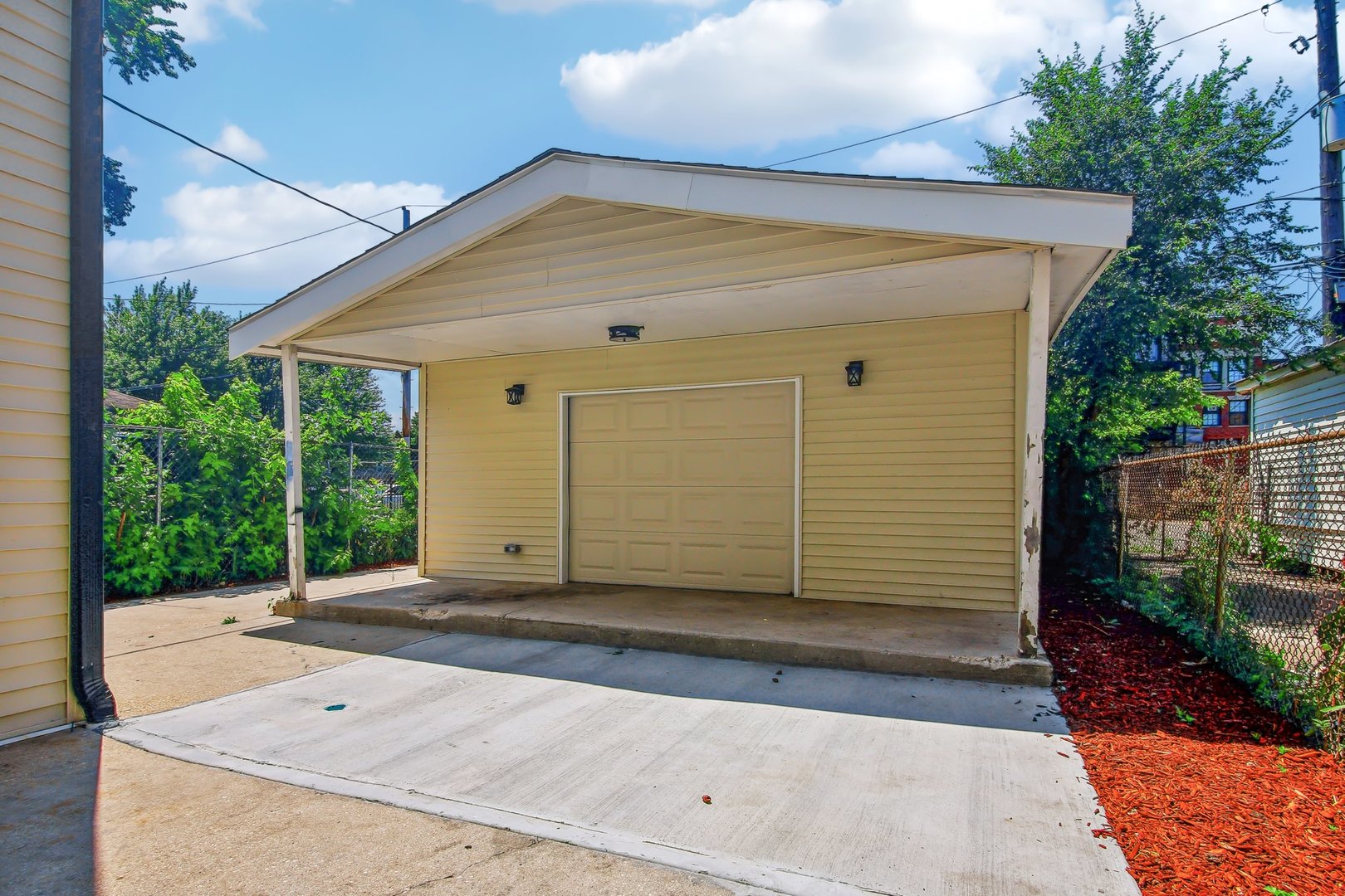214 N Laporte Avenue
