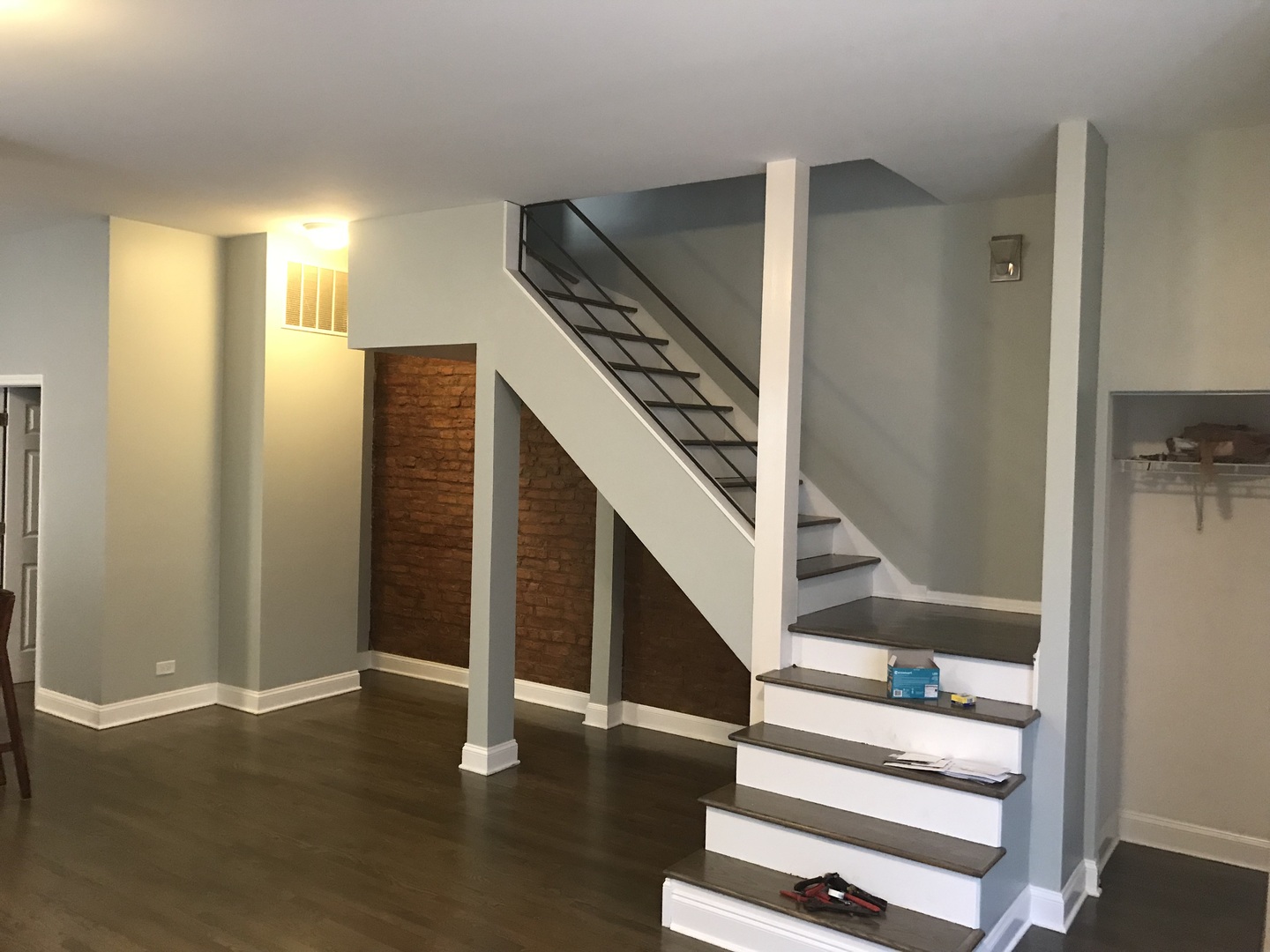 3348 W Le Moyne Street
