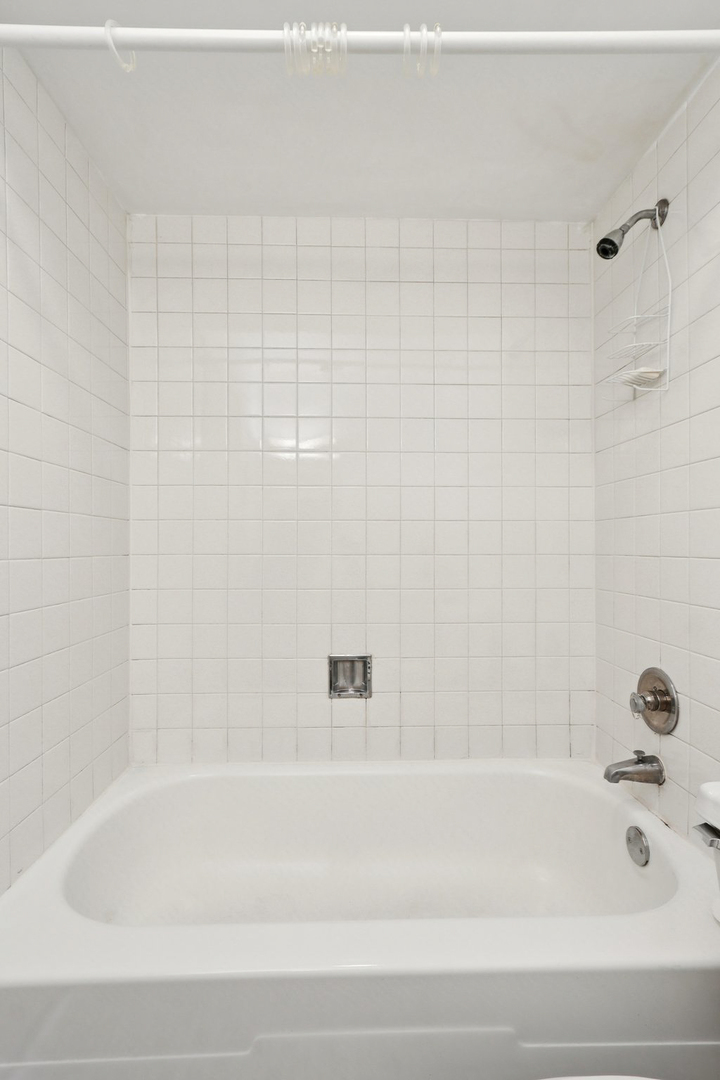 2650 Brookwood Way Drive Unit: 201B