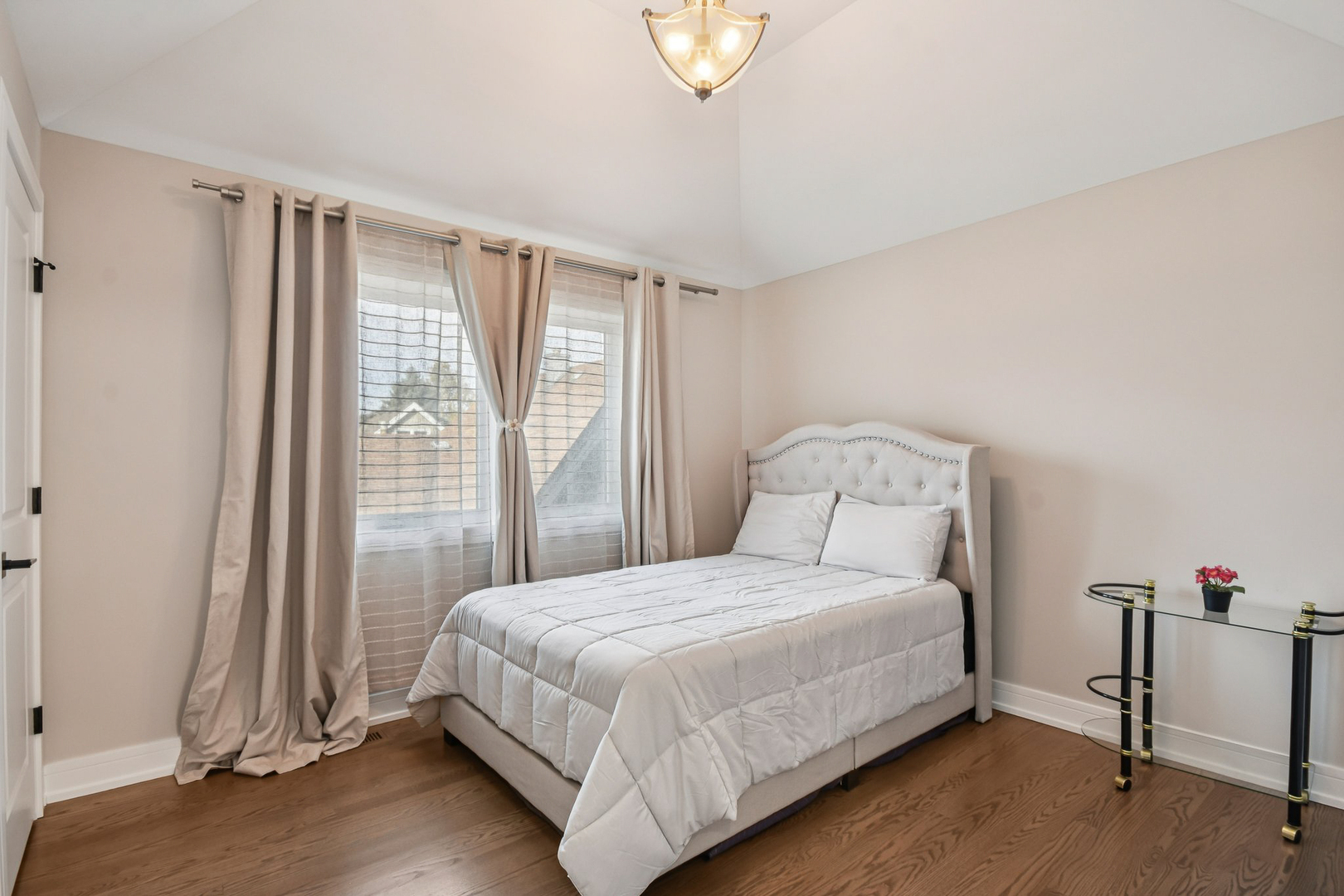 8200 S Normandy Avenue